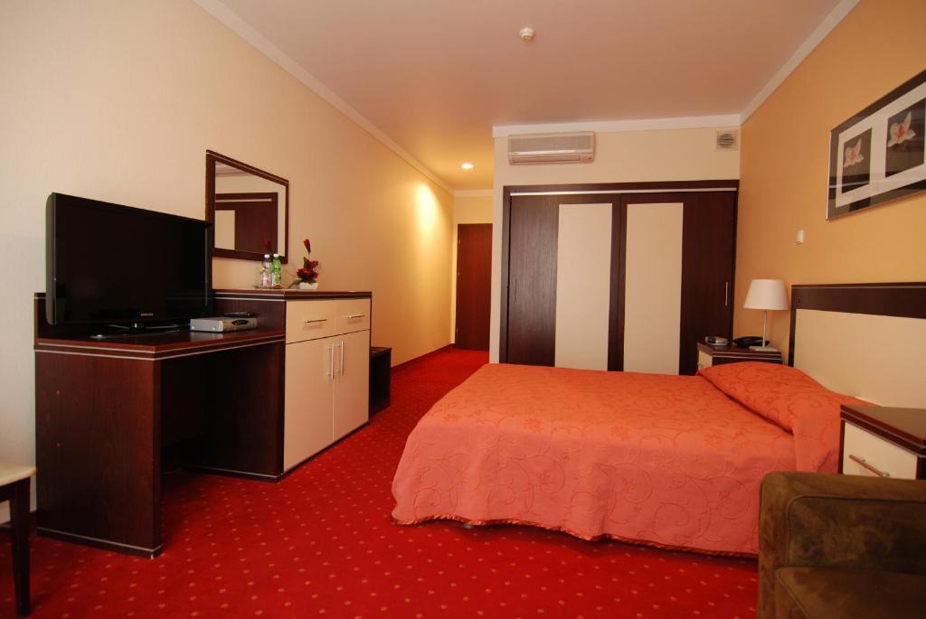 Mark1 Hotel Brzesko Luaran gambar